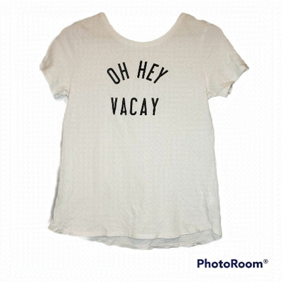 3 for $25 Old Navy Oh Hey Vacay White Ladies tee-shirt small t-shirt - Picture 1 of 4